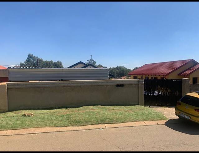 3 BEDROOM HOUSE FOR SALE IN NATURENA